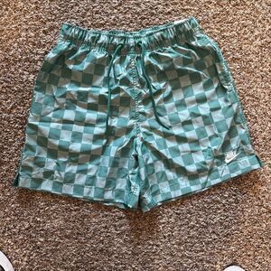 Nike Club Flow Checkered‎ Shorts Men's Small Above Knee Casual Running